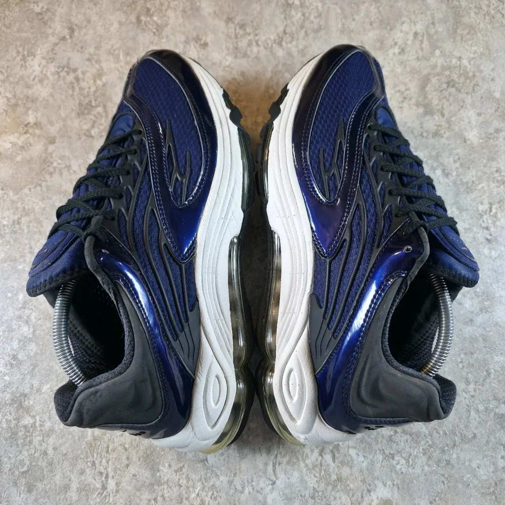 Nike air tuned